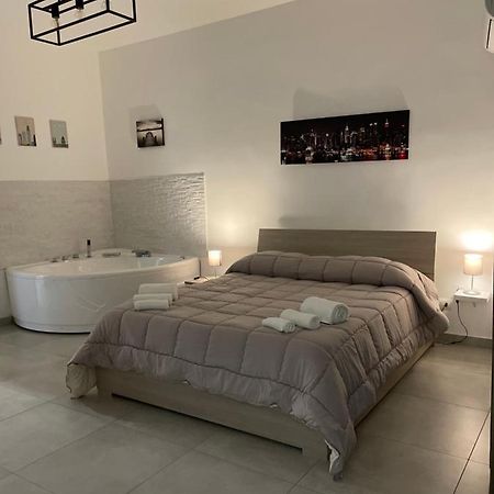 Rosa Dei Venti Apartment Catania Bagian luar foto